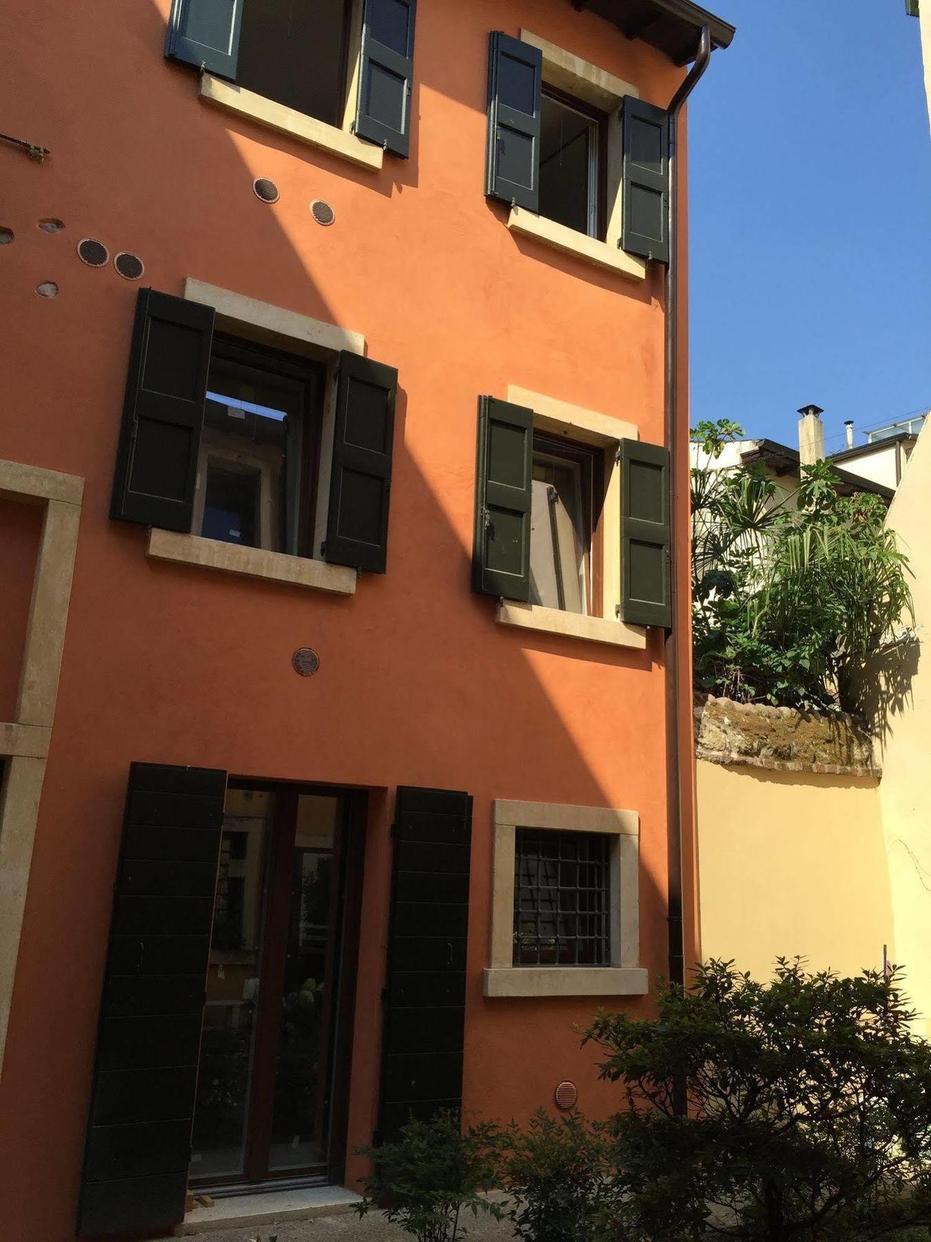 L'Angolino Nascosto Verona Luaran gambar