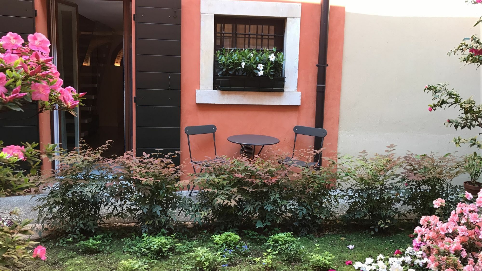 L'Angolino Nascosto Verona Luaran gambar